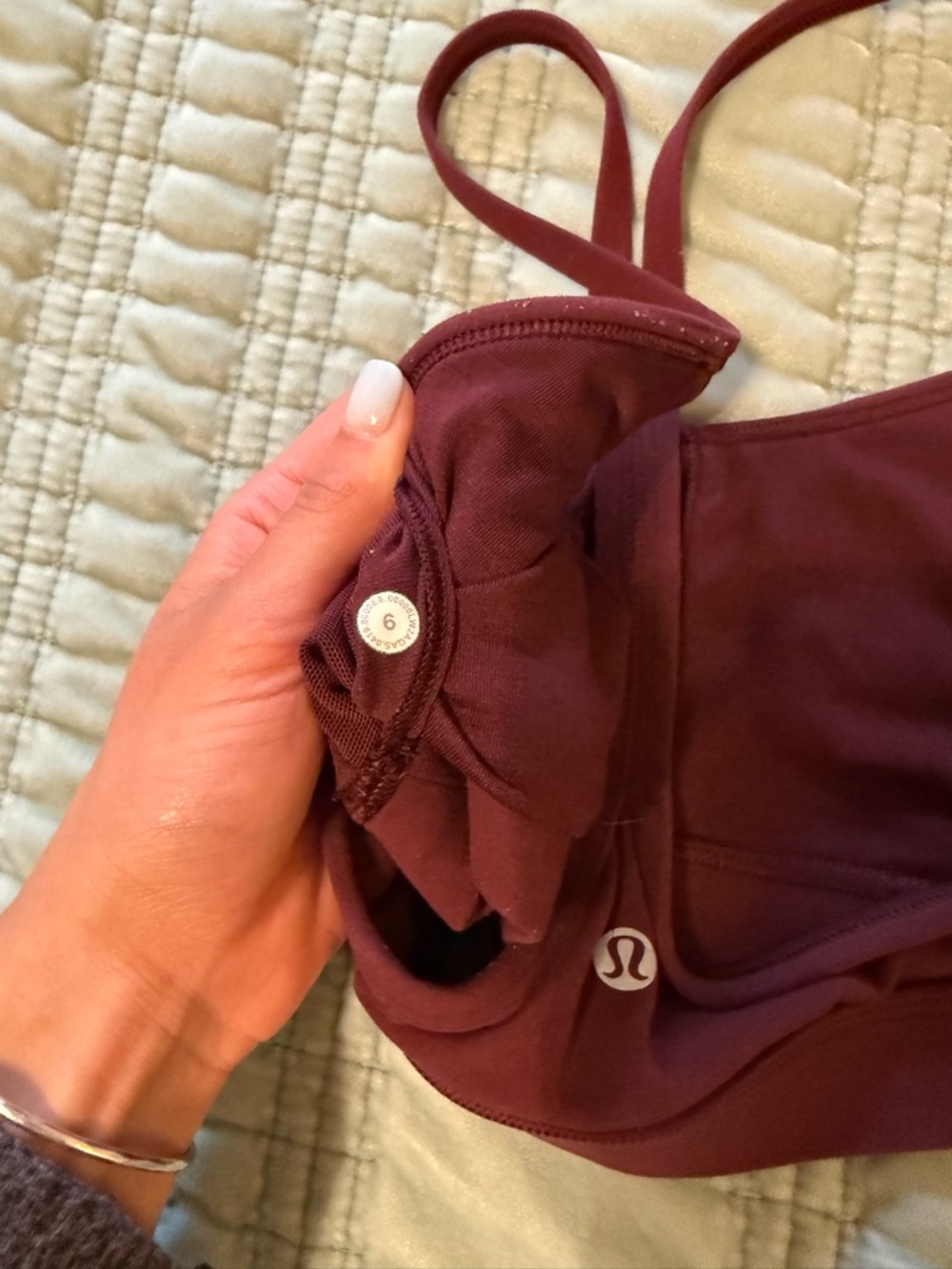 Lululemon Flow Y Bra Size 6 - Picture 3 of 3